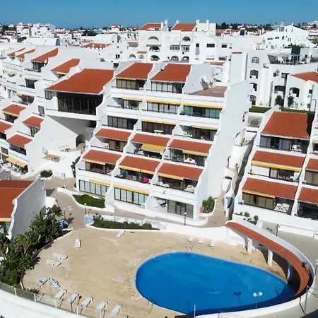 Daire Albufeira, Blue Wave Retreat 65 *